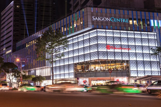 Tòa nhà Saigon Centre nằm ở quận 1
