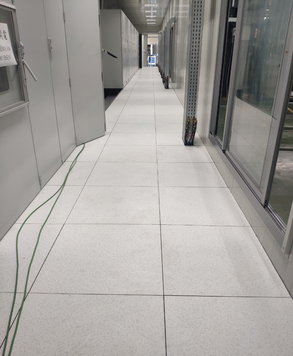 thi công sàn nâng hpl chống tĩnh điện