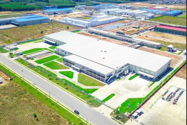 NHÀ MÁY SỮA & ĐỒ UỐNG DENEAST.