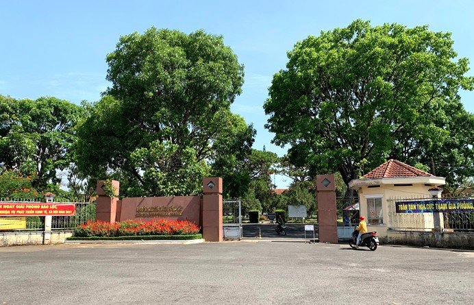SÀN NÂNG PHÒNG MÁY CỦA UBND TP. BẢO LỘC