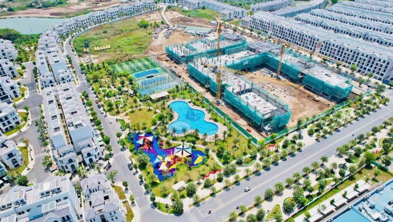 THI CÔNG KHE CO GIÃN VINHOMES GRAND PARK- VINSCHOOL